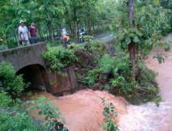Intensitas Hujan Tinggi, Warga Dihimbau Waspadai Banjir