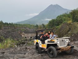 Sensasi Lava Tour Merapi dengan Jeep Classic