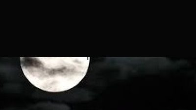 bulan separuh purnama