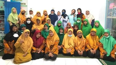 Dosen PG PAUD UNY  Beri Pendampingan Implementasi Kurikulum Merdeka Kepada Guru TK di Kasihan Bantul