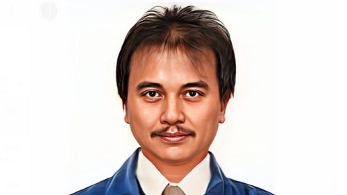 Roy Suryo Tersangka