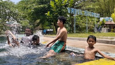 Umbul Sidomulyo, Primadona Baru Desa Wisata di Sleman dengan Sensasi Bak Berenang di Air Minum Kemasan