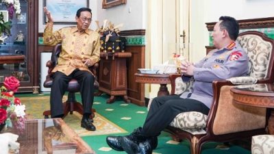 Gubernur DIY Sri Sultan Hamengku Buwono X menerima kunjungan Kapolri Jenderal Listyo Sigit Prabowo, Jumat (03/03/2023). Foto: Humas Pemda DIY