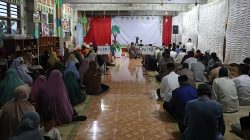 Pengajian puncak acara peringatan Milad An Nuur Cahaya Umat ke 20 Tahun menghadirkan penceramah mantan Bupati Sleman, H. Sri Purnomo, Sabtu (01/04/2023). Foto: Fafa