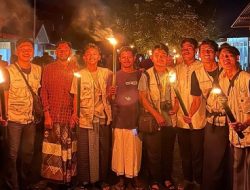 Idul Adha Kemarin Mahasiswa KKN UGM Ramaikan Pawai Obor Peryaan Iduladha di Halmahera Selatan