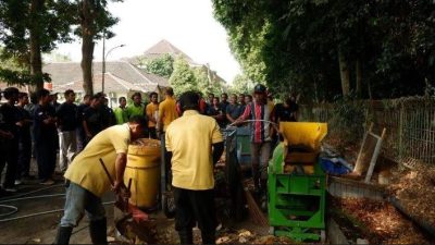Fakultas Biologi UGM Beri Pelatihan Pengolahan Sampah Organik Kepada Bidang Pasar Rakyat Disperindag DIY
