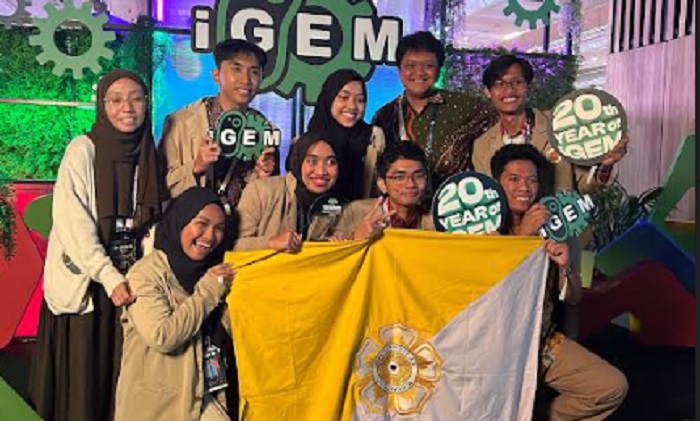Tim Mahasiswa UGM saat Kompetisi Biologi Sintetik Internasional di Paris. Foto: ist