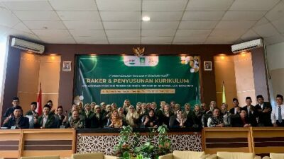 Peringatan 1 Tahun Berdiri, Program Doktor PGMI FTIK UIN Sunan Kalijaga Gelar Serangkaian Kegiatan Pengabdian Masyarakat