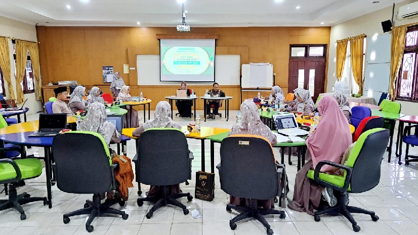 Rapat Kerja-Rapat Persiapan Tahun Ajaran Baru 2024/2025, Yayasan Erhaka Utama PAUD IT ADAR di di Ruang Micro Teaching, Kantor Balai Pemerintahan Desa, Kalasan, Sleman. Rabu (03/07/2024). Foto: Safitri