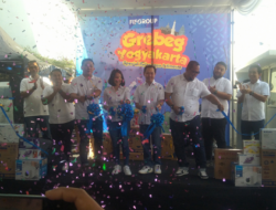 PT Federal International Finance (FIFGROUP), anak perusahaan PT Astra International Tbk dan bagian dari Astra Financial menggelar acara FIFGROUP Grebeg Cabang di Kota Pelajar, Yogyakarta, pada 24–26 Agustus 2024. Perusahaan ini berfokus pada penyediaan jasa pembiayaan untuk berbagai kebutuhan (full)