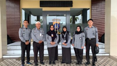 Tim dari Balai Pemasyarakatan Kelas I Yogyakarta ( Bapas Jogja ) mengunjungi Polres Kulon Progo untuk konsolidasi dan koordinasi mengenai permintaan pendampingan terhadap enam orang anak yang berkonflik dengan hukum (ABH). Foto: Ist