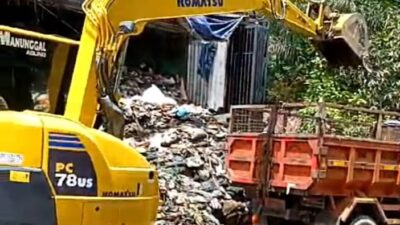 Pemerintah Dinilai Tutup Mata Persoalan sampah di Kota Yogyakarta: Rakyat Kecil Patungan Sewa Eskavator Demi Bersihkan Sampah Menggunung!