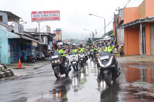 Kapolres Purbalingga Patroli sepeda motor amankan tempat wisata. Foto: Ist