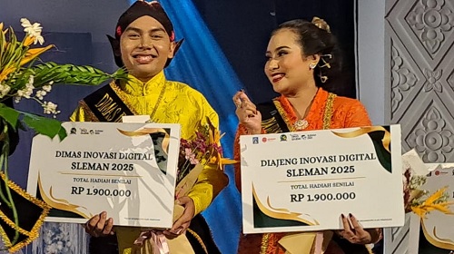 Mahasiswa Fakultas Pendidikan Bahasa dan Sastra Indonesia (PBSI) Universitas Negeri Yogyakarta (UNY), Intan Latifah Nuratmojo, menjadi sosok yang pertama menyandang gelar Diajeng Inovasi dalam gelaran Dimas Diajeng Sleman 2025. Foto: ist