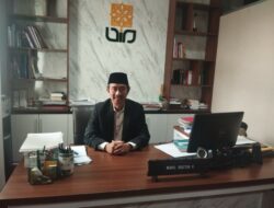 Api Ilmu yang Tak Pernah Padam: Refleksi Prof. Mochamad Sodik di Tangga Guru Besar