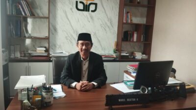 Api Ilmu yang Tak Pernah Padam: Refleksi Prof. Mochamad Sodik di Tangga Guru Besar