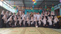 Mengisi libur nasional, PRM dan PRA Sidoarum Sleman mengadakan pengajian Isra’ Mi’raj dengan tema hikmah salat bagi kehidupan modern. Foto: Ist