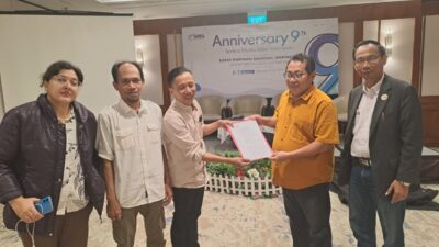 Ketum SMSI Serahkan Langsung SK Pengurus SMSI DIY 2026–2030 di Rapimnas dan HUT ke-9 SMSI