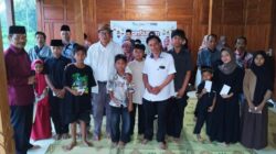 Bakti Sosial HUT SMSI ke 9, Wiradesa Group Berbagi Santunan Anak Yatim Piatu dan Usung Banjarharjo Jadi Desa Pusat Pendidikan Jurnalisme Pangan