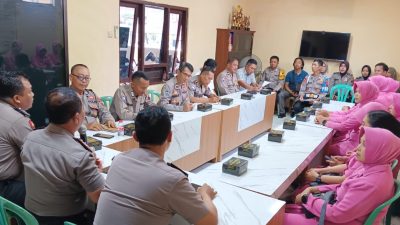 Polsek Purbalingga Ikuti Sosialisasi Hukum, Personel Diingatkan Jaga Etika Digital dan Citra Polri