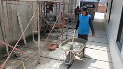 Inspiratif! Kuli Bangunan Ini Wujudkan Mimpi Haji Setelah 14 Tahun Menabung