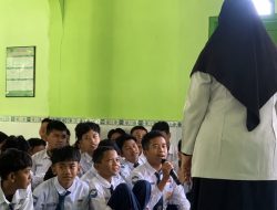 Perkuat Karakter Peserta Didik, Bapas Kelas I Yogyakarta Sosialisasikan UU Sistem Peradilan Pidana Anak di SMP Negeri 1 Ngemplak