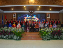 Fakultas Hukum Universitas Semarang Melepas 126 Calon Wisudawan