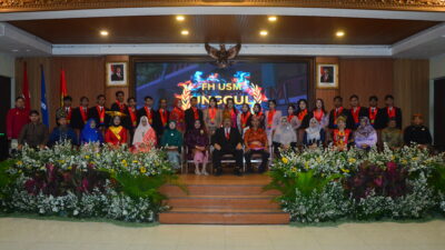 Fakultas Hukum Universitas Semarang Melepas 126 Calon Wisudawan