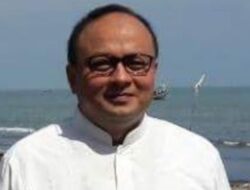 Demokrasi Era Digital Dihadang Disinformasi, Taufiqurokhman Soroti Peran Pers