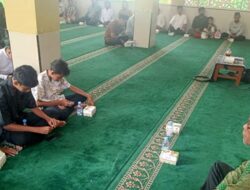 Pengajian SMP Negeri 2 Kalasan, Orang Tua Diajak Biasakan Akhlak Baik pada Anak